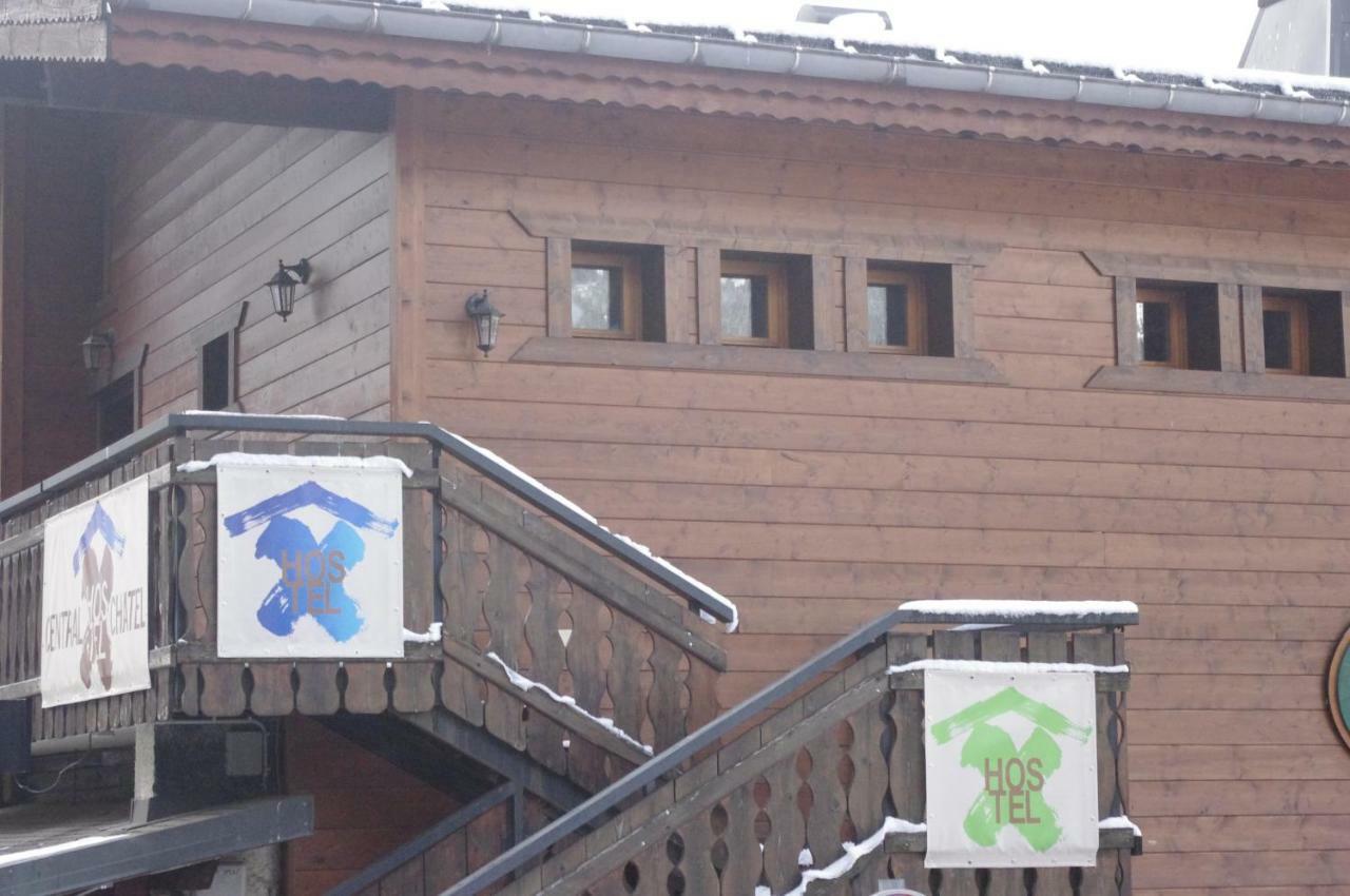 Central Hostel Châtel Eksteriør billede